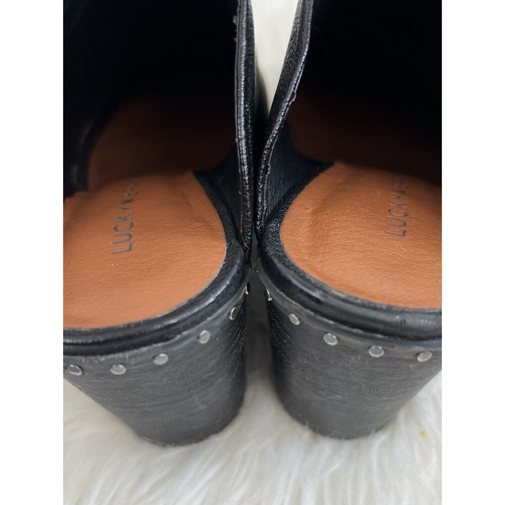 Lucky Brand Zorlina Black Pebbled Leather Wedge Heel Studded Mules Size 9.5M - Picture 7 of 10
